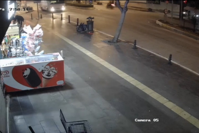 AKM Kavşağı'nda motosikletin çarptığı yaya ağır yaralandı