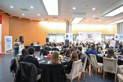 Antalya Büyükşehir’de ‘Antalya Yerel Gençlik Forumu’ düzenlendi 