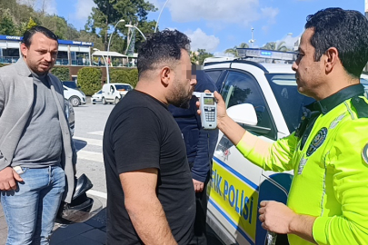 Kaza sonrası ısrarla trafiği çağıran motosiklet sürücüsü zararlı çıktı