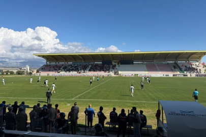 Manavgat Belediyespor, karşılaşmayı da liderliği de kaybetti