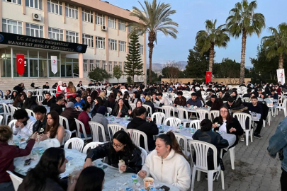 Manavgat Kızılayı'ndan MYO öğrencilerine gönül sofrası