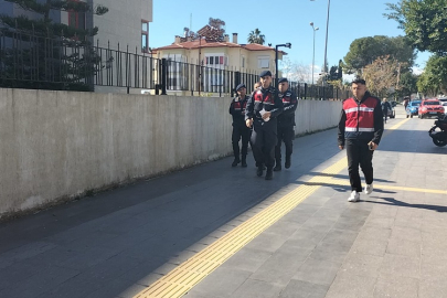 Manavgat’ta 42 yıl hapis cezasıyla aranan firari yakalandı
