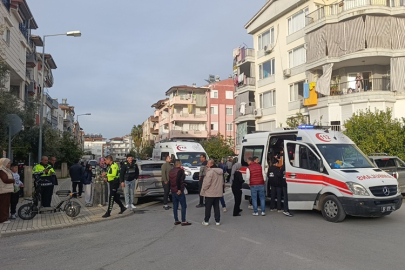 3 çocuk taşıyan bisiklete motosiklet çarptı: 4 yaralı