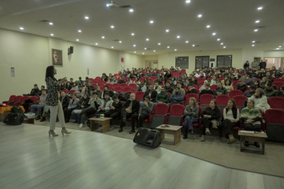 DEKAFOK kıyı koruma bilincini üniversitelere taşıyor