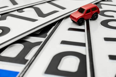 Emniyetten APP plaka uyarısı: Cezası 140 bin TL’ye kadar çıkıyor