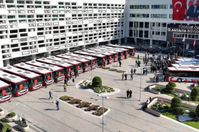 Antalya'da toplu ulaşım filosu hibrit otobüslerle büyüyor