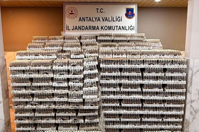 Bir otelin deposunda 5 bin 100 litre votka ele geçirildi