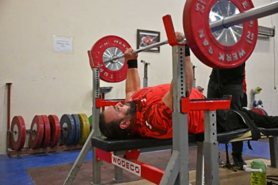 Milli haltercimiz Faruk Öztürk Avrupa ikincisi oldu