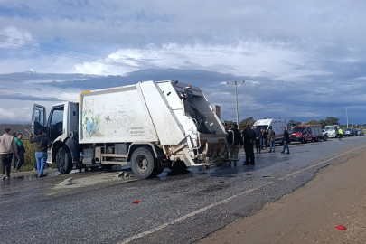 Manavgat’ta belediye araçları çarpıştı: 7 personel yaralandı
