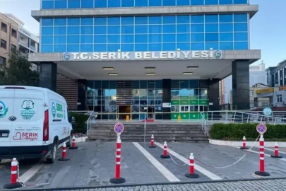 Serik Belediye binasına tüfekli saldırı: Şüpheli yakalandı