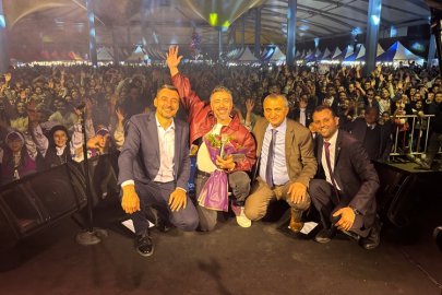 Manavgat’ta Karadeniz rüzgarı Resul Dindar ile esti