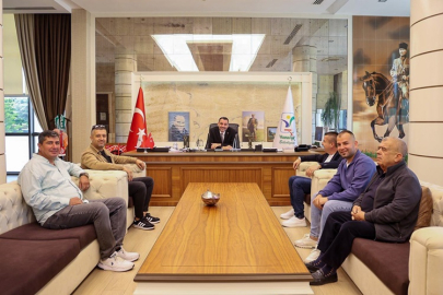 Side taksicilerinden Başkan Vekili Mehmet Çiçek’e ziyaret