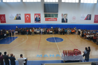 Manavgat'ta Geleneksel Çocuk Oyunları coşkusu sona erdi
