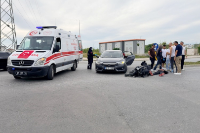 Herdford Caddesi’ndeki kazada motosiklet sürücüsü ve bebek yaralandı