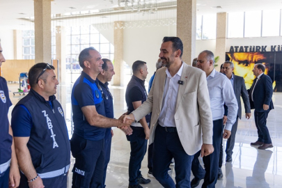 Başkan Vekili Mehmet Çiçek personelin bayramını kutladı
