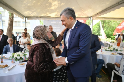 Antalya Valisi Hulusi Şahin’den bayramda anlamlı ziyaretler