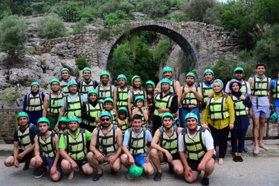 Ceza infaz personeli Beşkonak'ta raftingde buluştu
