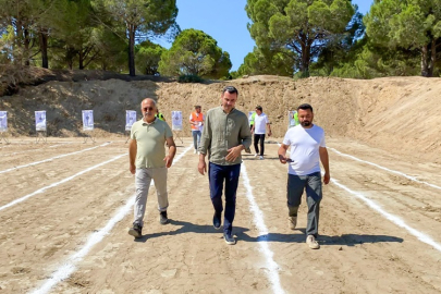 Başkan Vekili Çiçek Atış Şenliği’ne katıldı